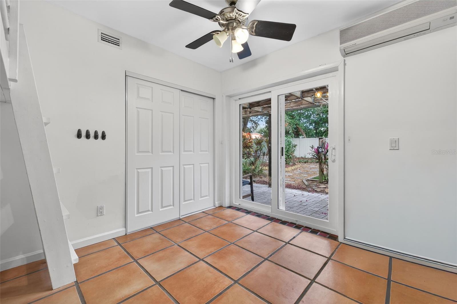 PALM TERRACE - Residential