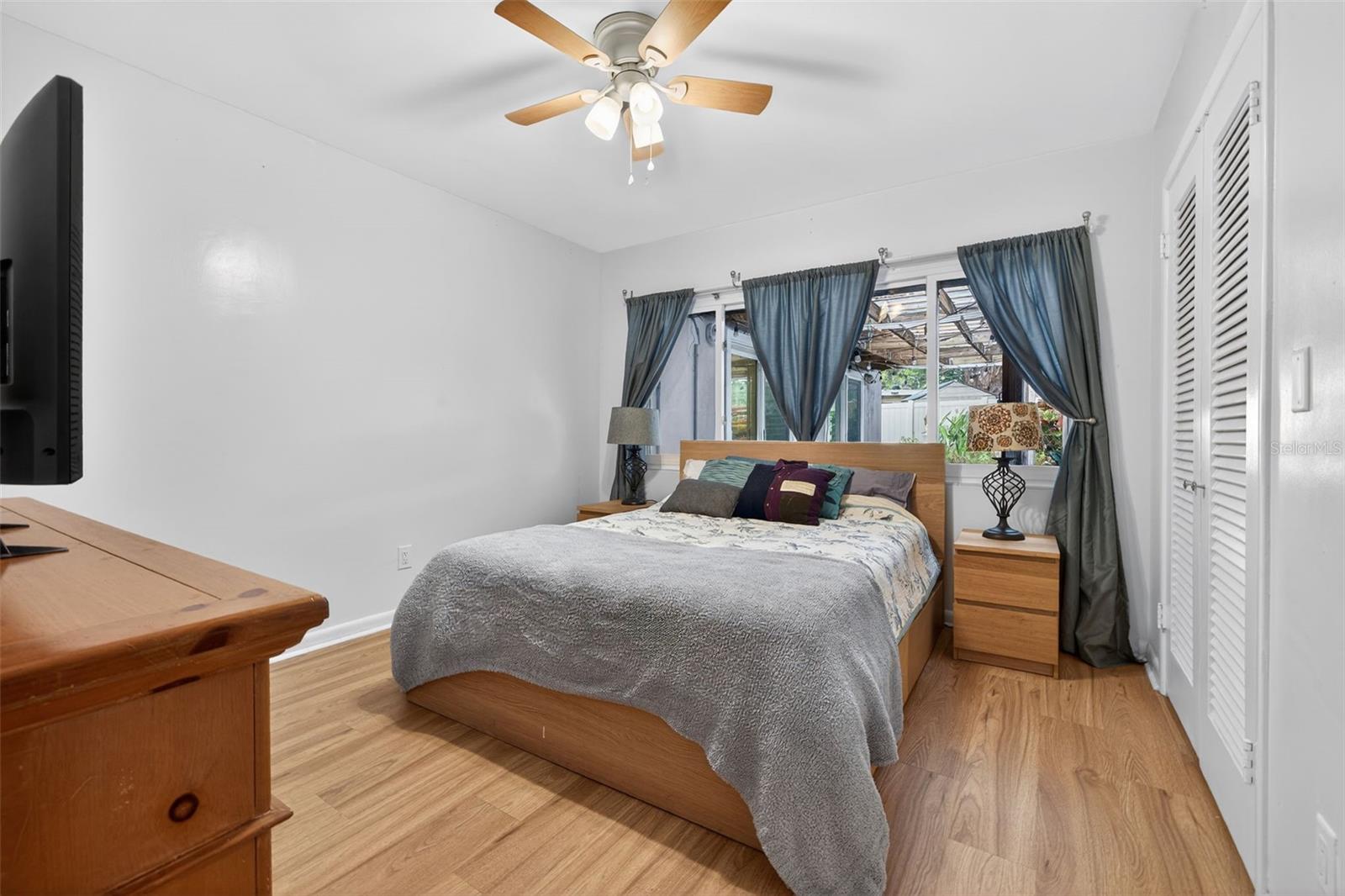 PALM TERRACE - Residential