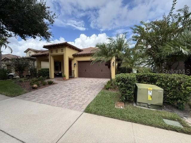 8427 PRESTBURY DRIVE