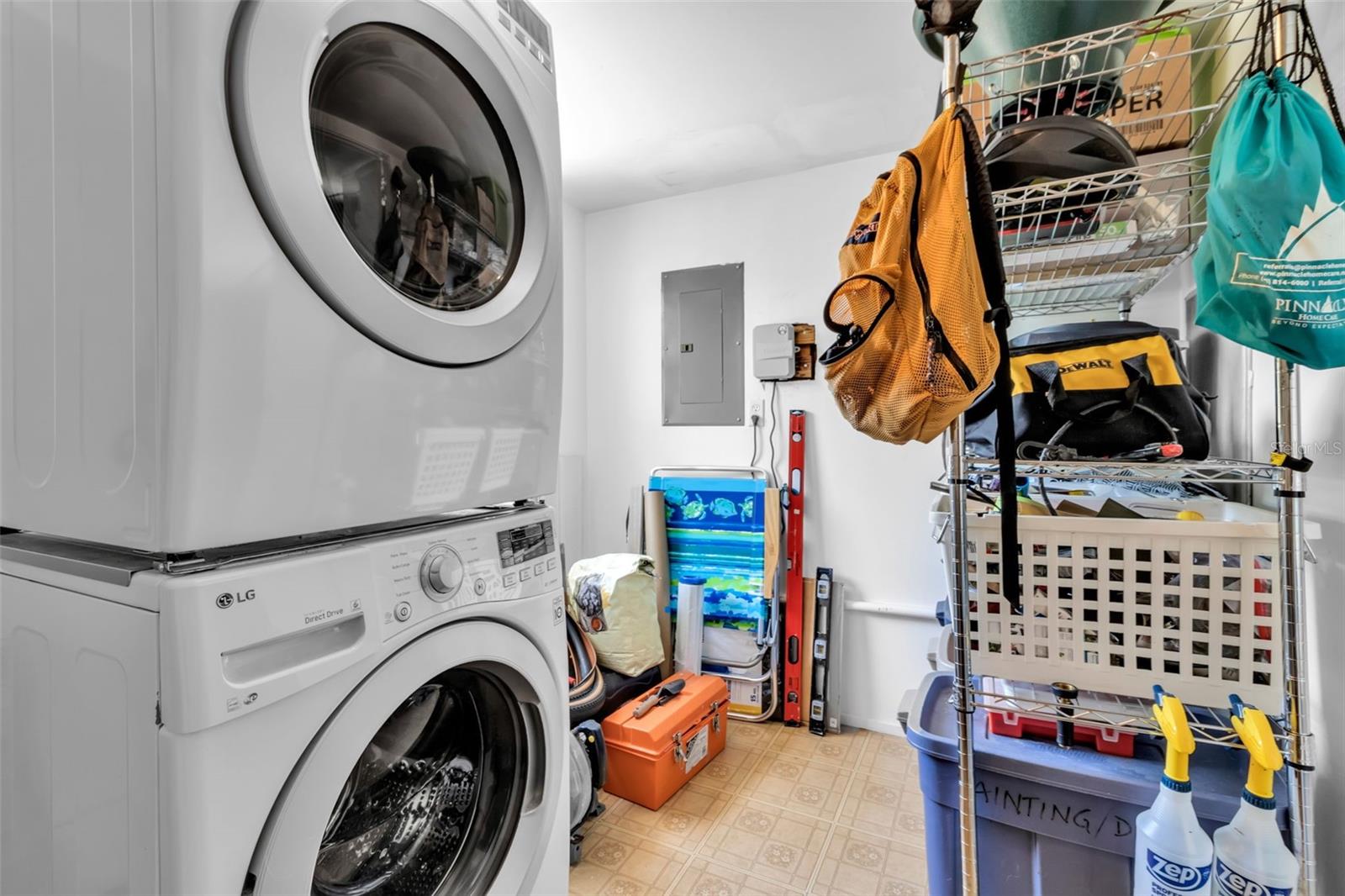 SOUTH GATE - Residential