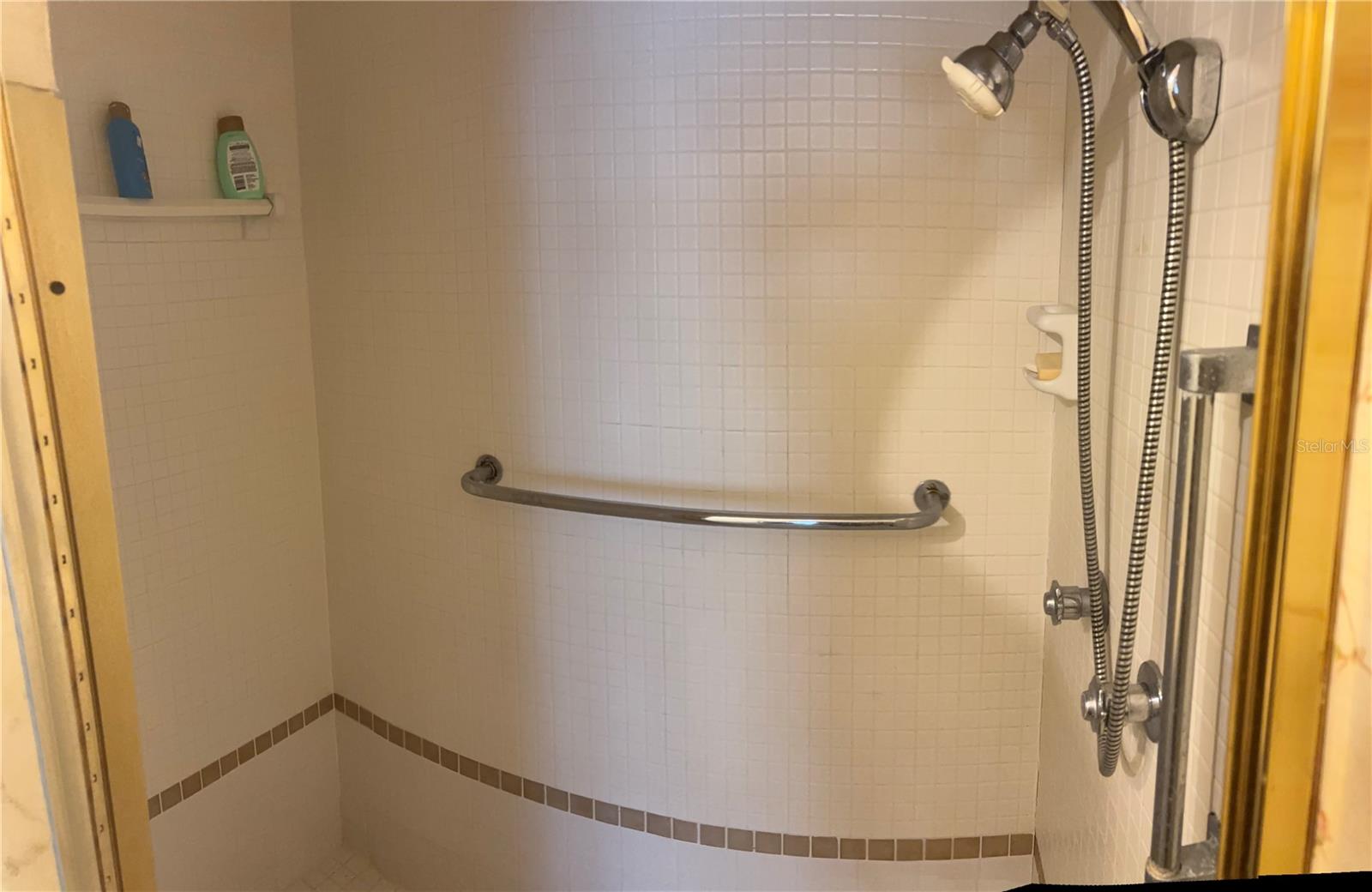 PORT BELLEAIR 3 CONDO - Residential