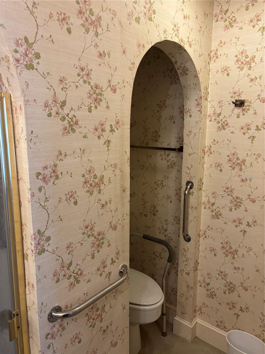 PORT BELLEAIR 3 CONDO - Residential