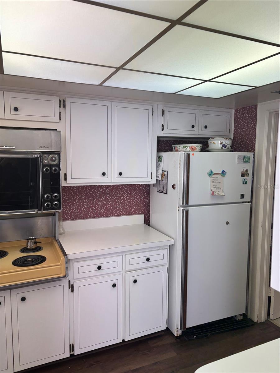 PORT BELLEAIR 3 CONDO - Residential