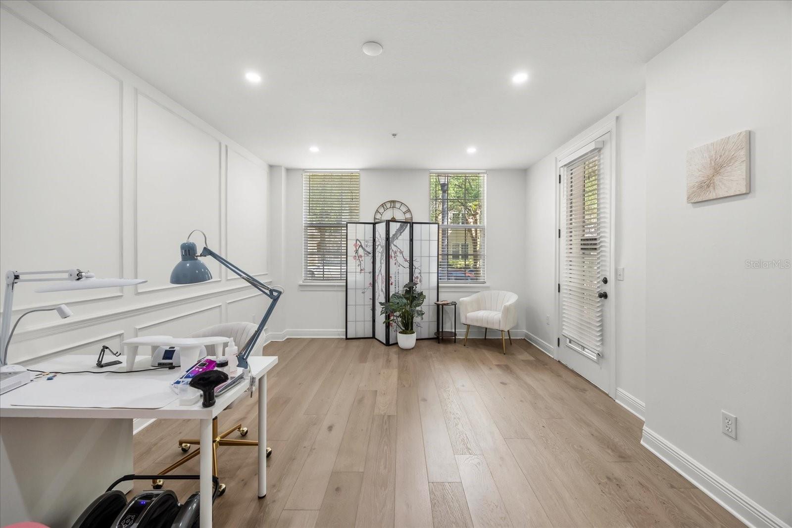 BALDWIN PARK REP 01 - Commercial Lease