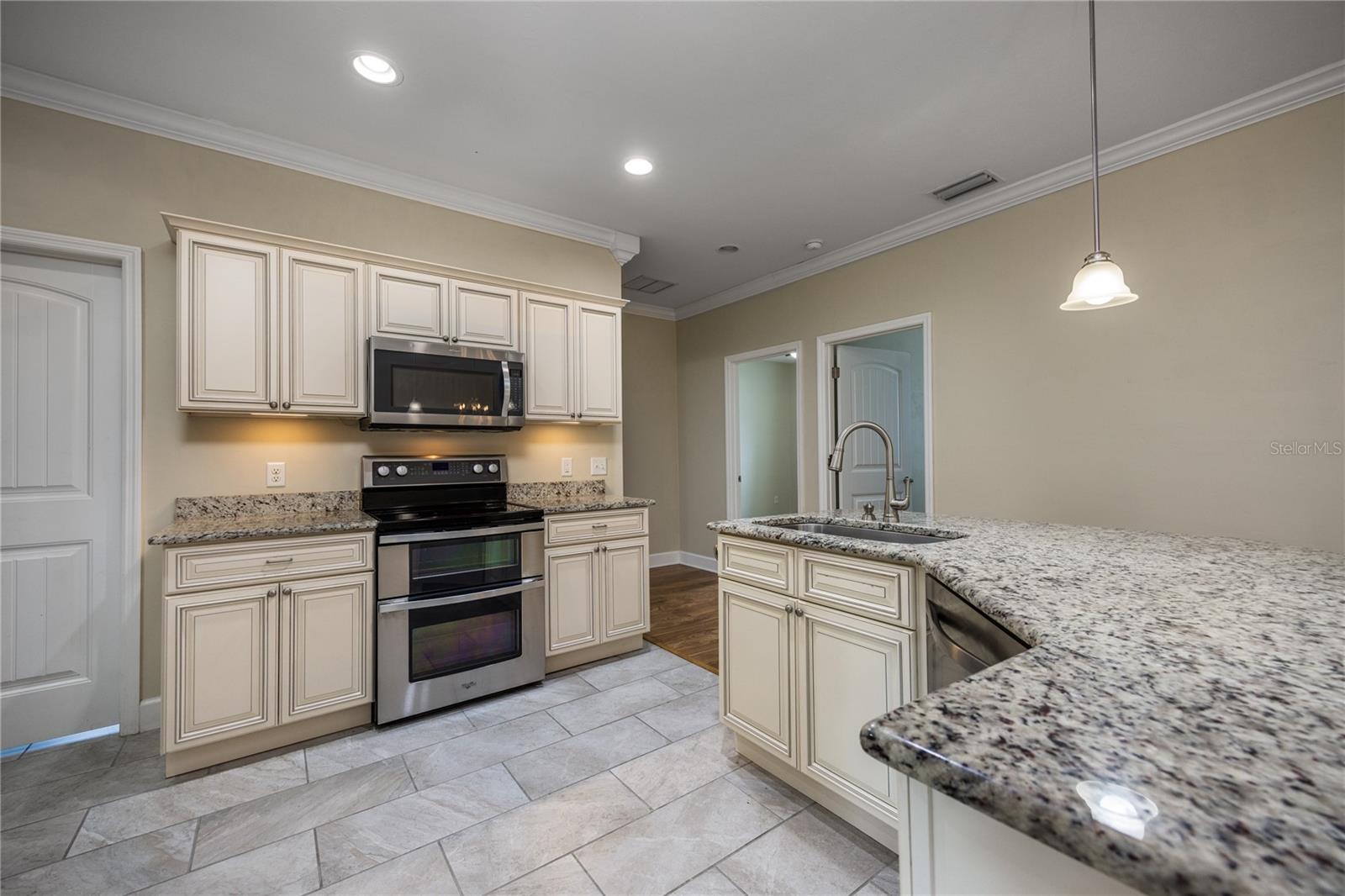 BAILEY ESTATES OF HIGH SPGS - Residential