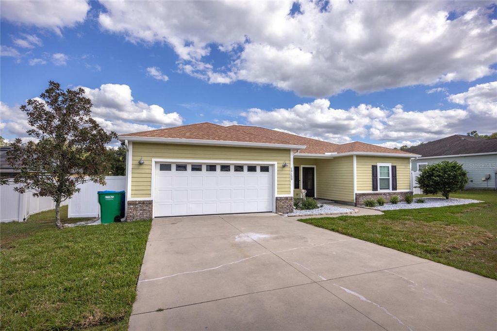 Photo of 19159 NW 229th Street, High Springs, FL 32643 (MLS # GC534656)