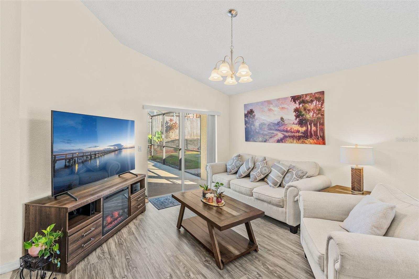 LAKE BERKLEY RESORT - Residential