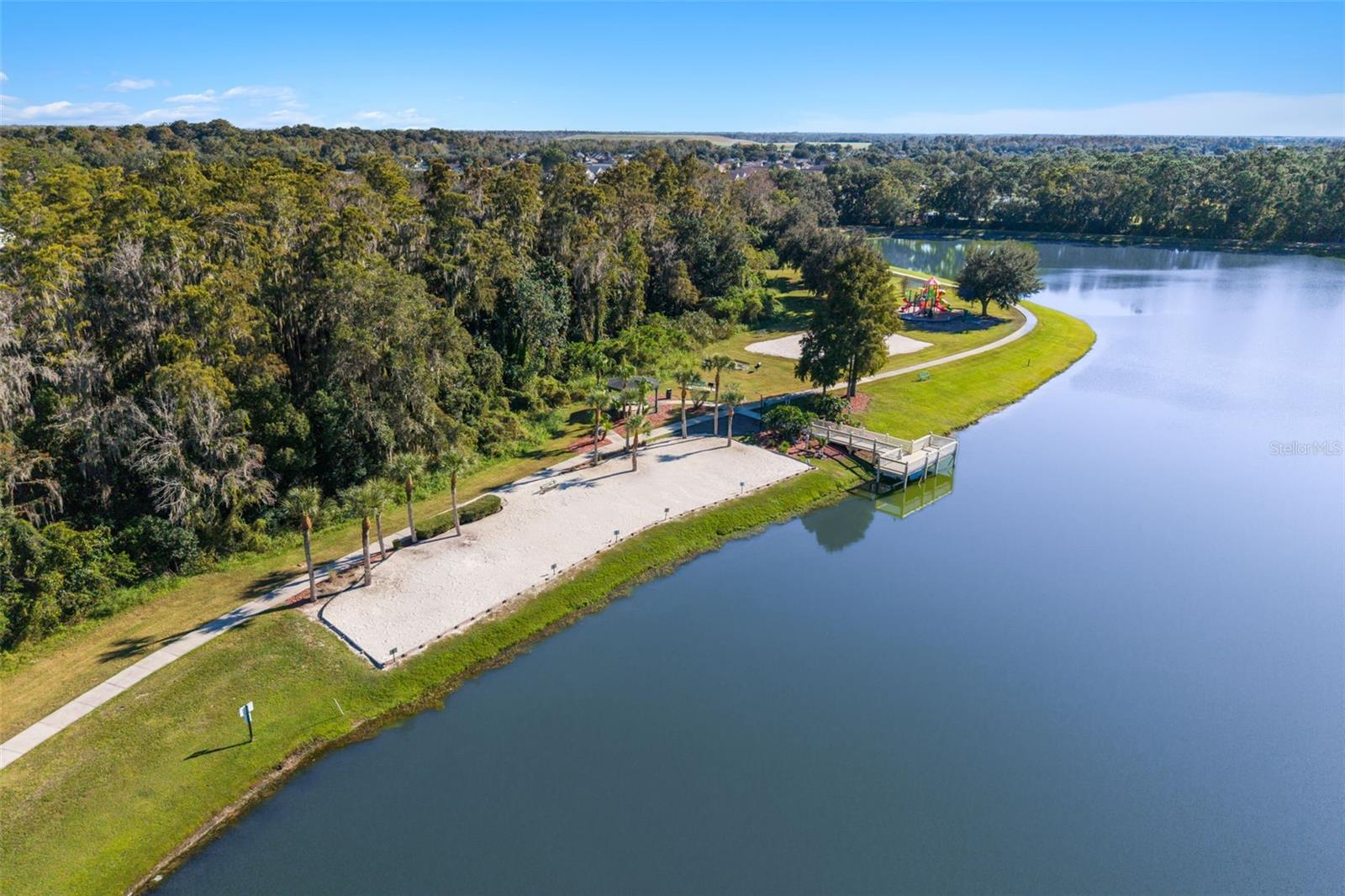 LAKE BERKLEY RESORT - Residential