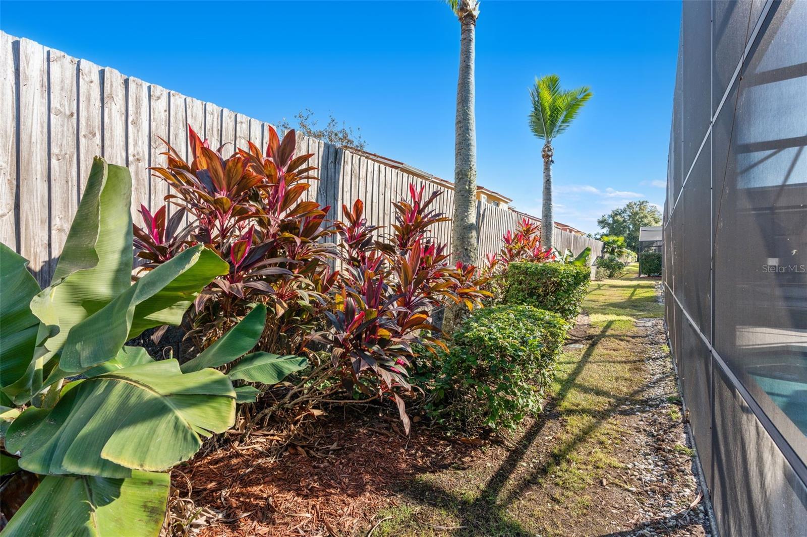 LAKE BERKLEY RESORT - Residential