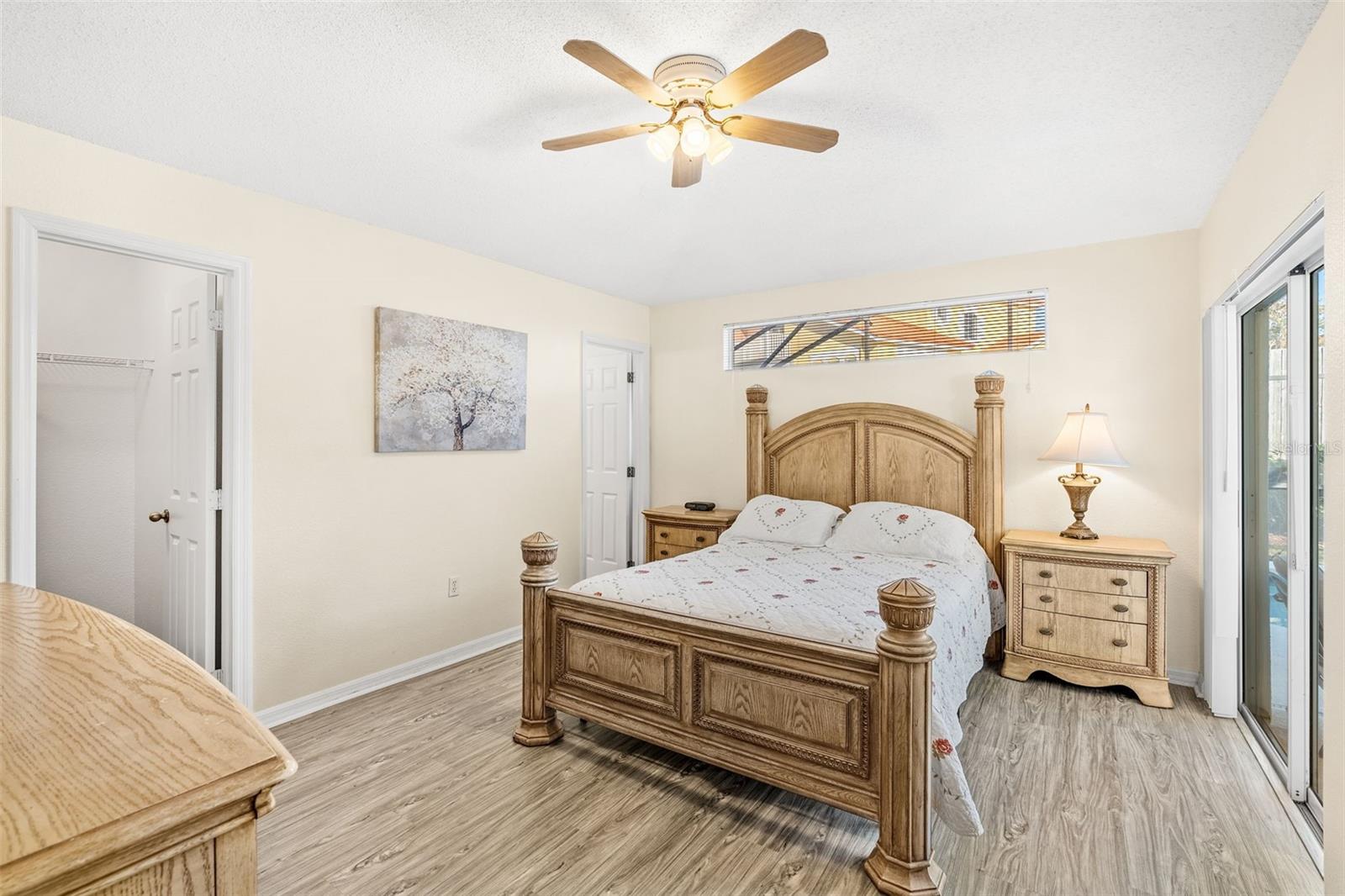 LAKE BERKLEY RESORT - Residential