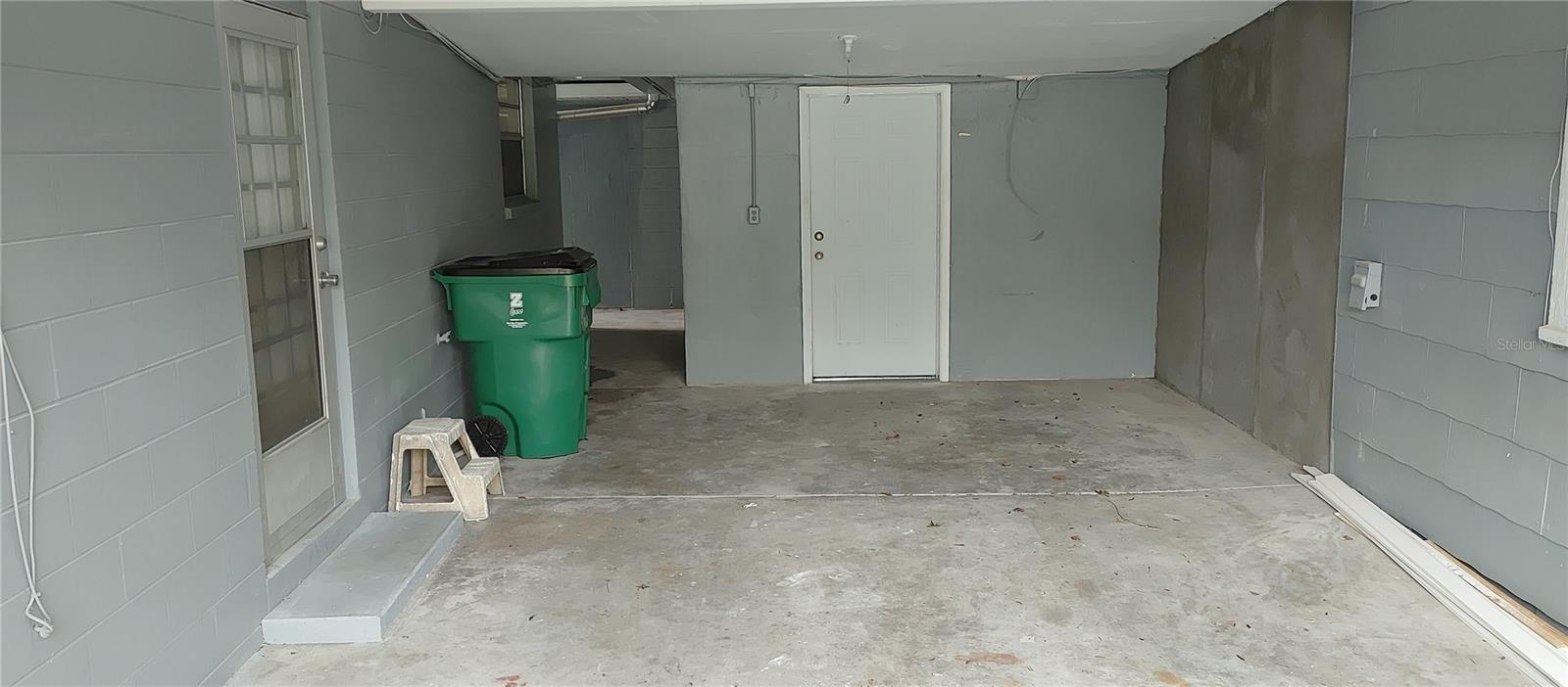 CITY ZEPHYRHILLS - Residential Lease