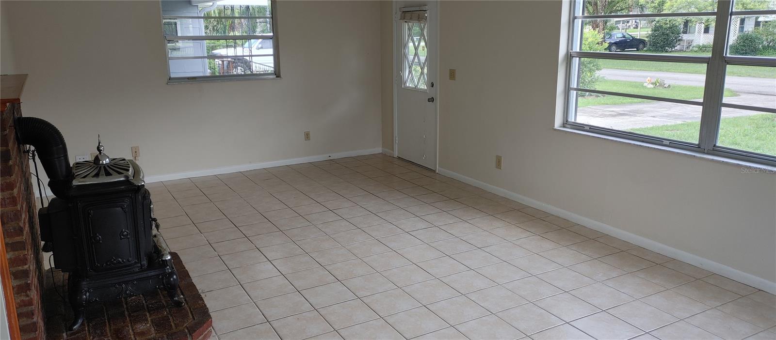 CITY ZEPHYRHILLS - Residential Lease