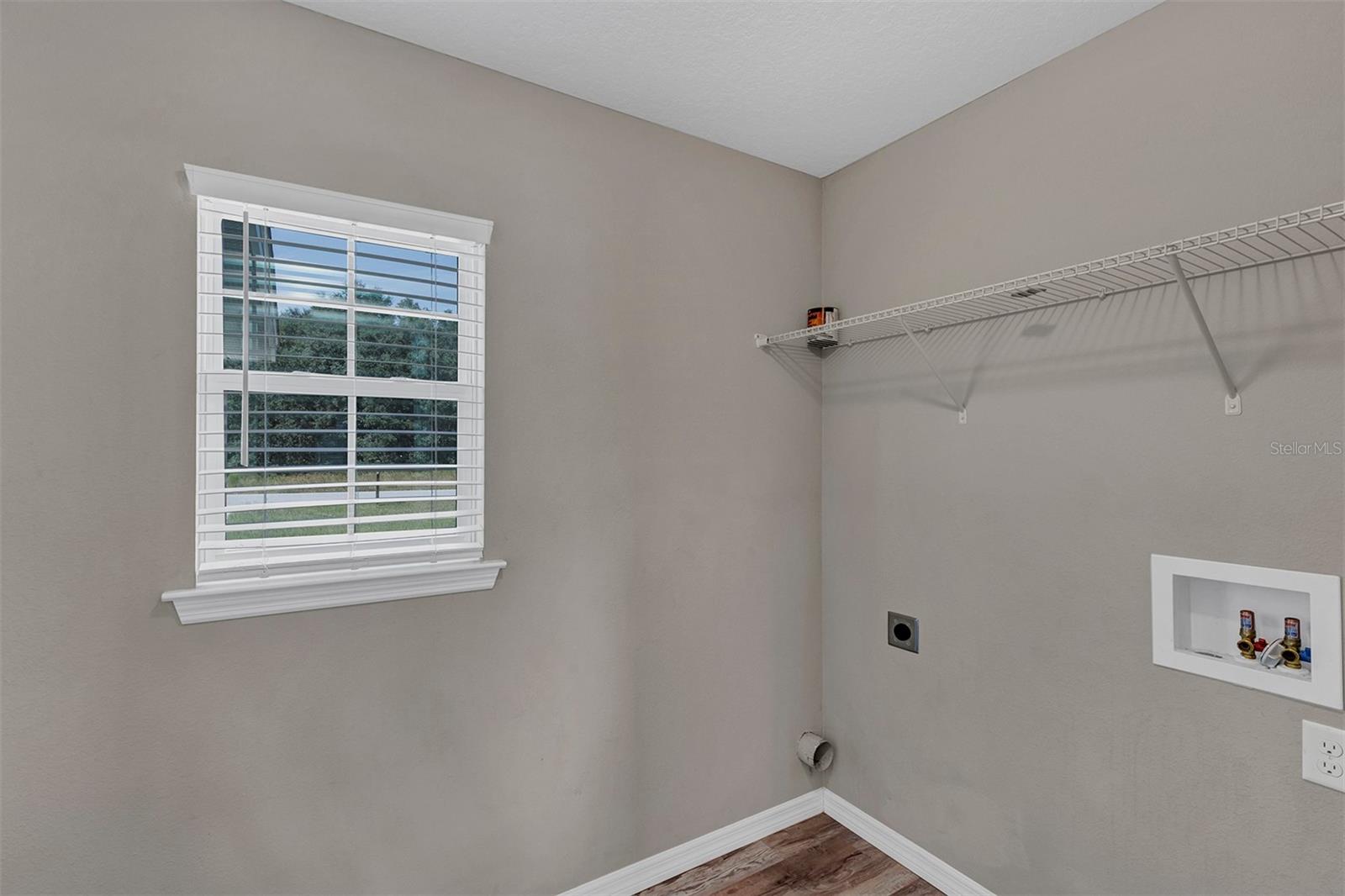 SILVER SPGS SHORES UN 17 - Residential