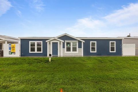 Photo of 24045 Fox Road, Astor, FL 32102 (MLS # R4909589)