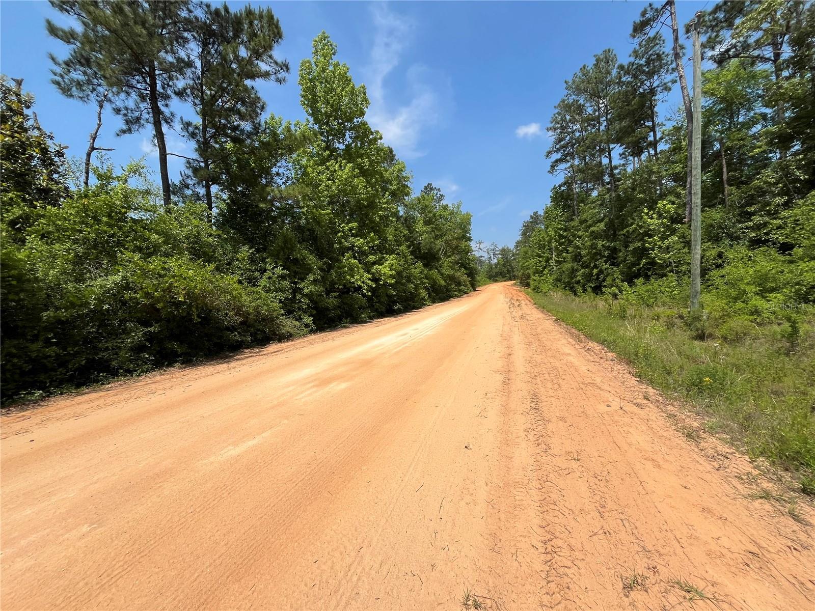 COMPASS LAKE HILLS - Land