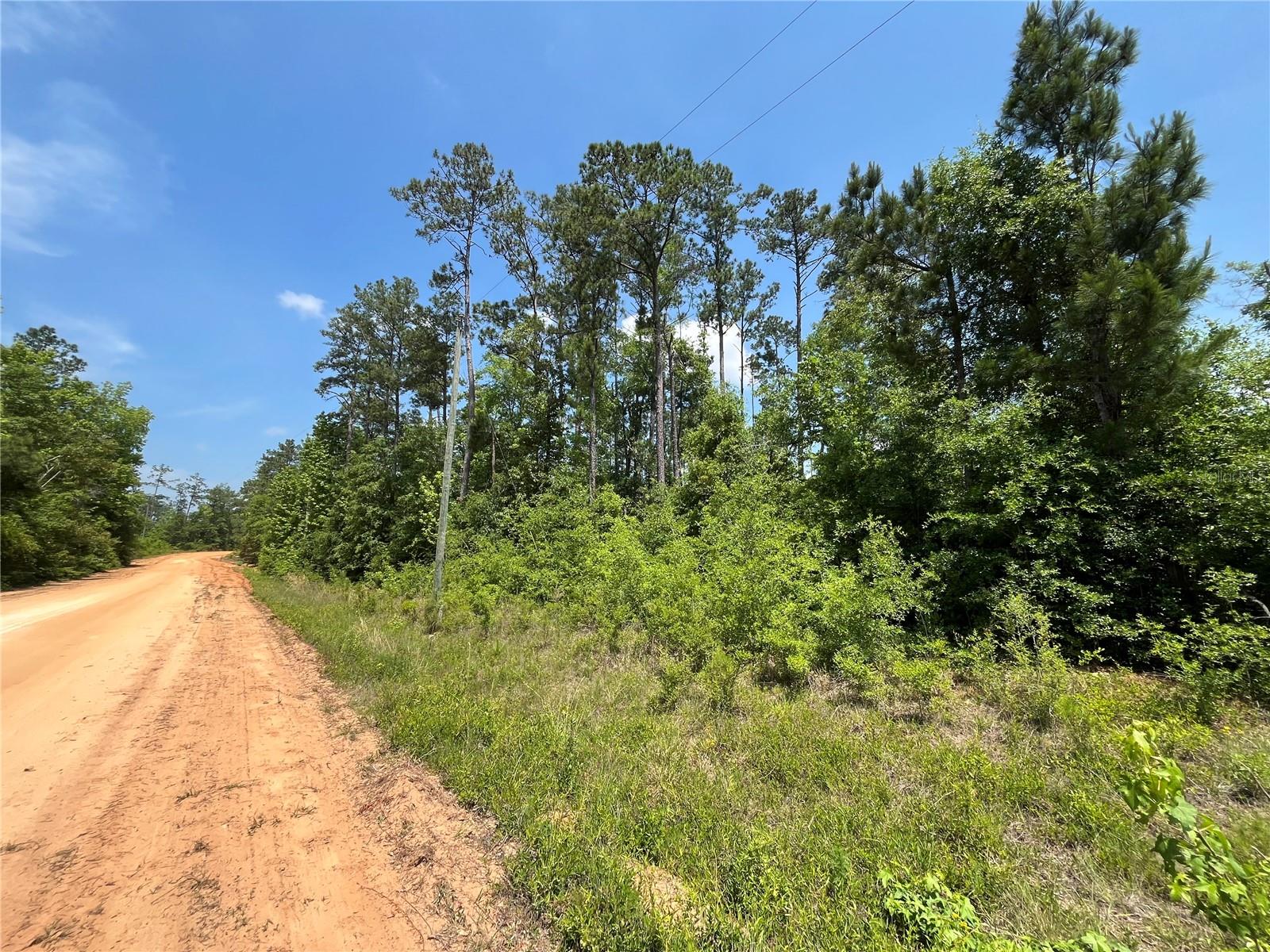 COMPASS LAKE HILLS - Land