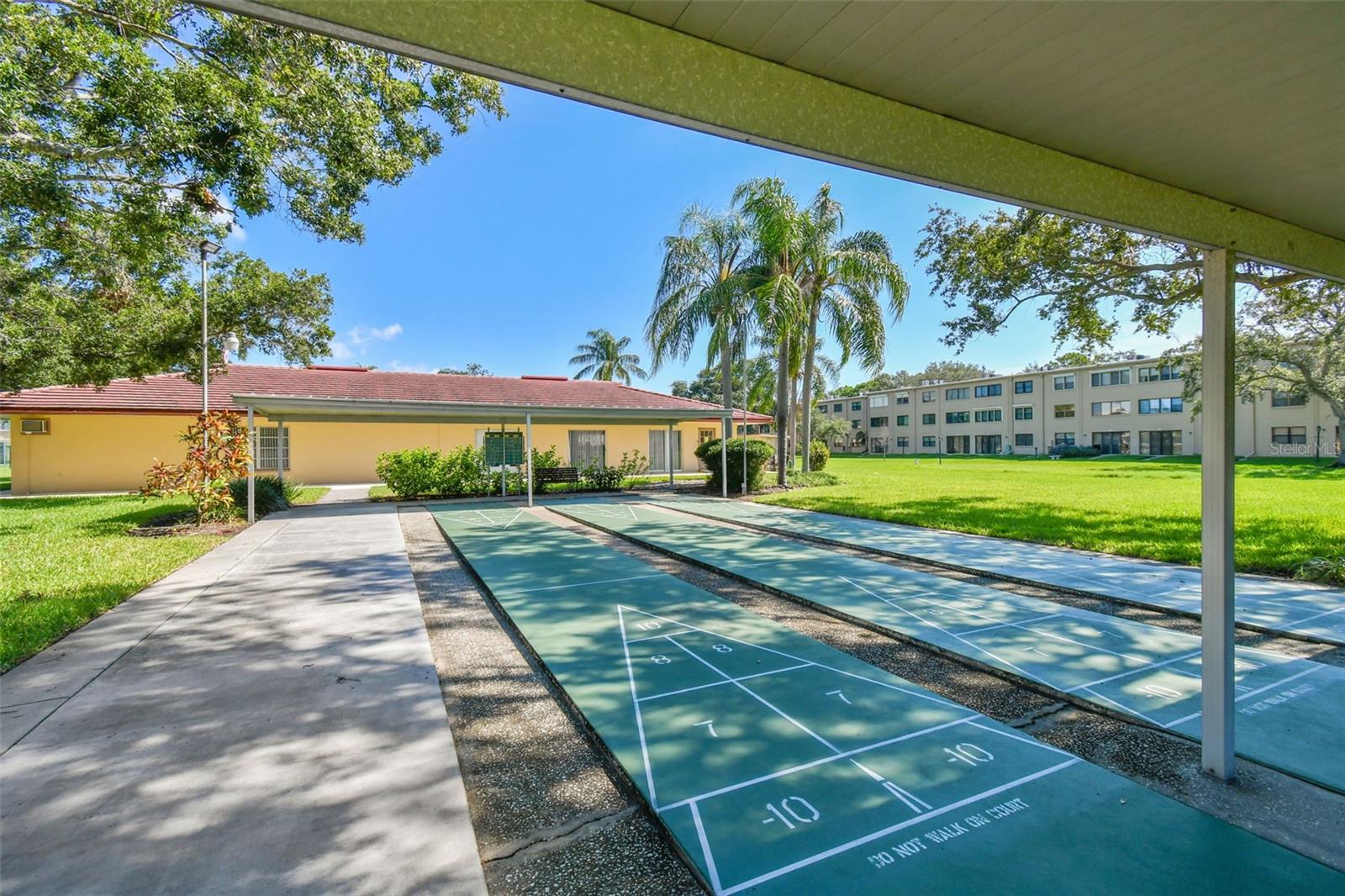 WINSTON PARK NORTHEAST - Residential