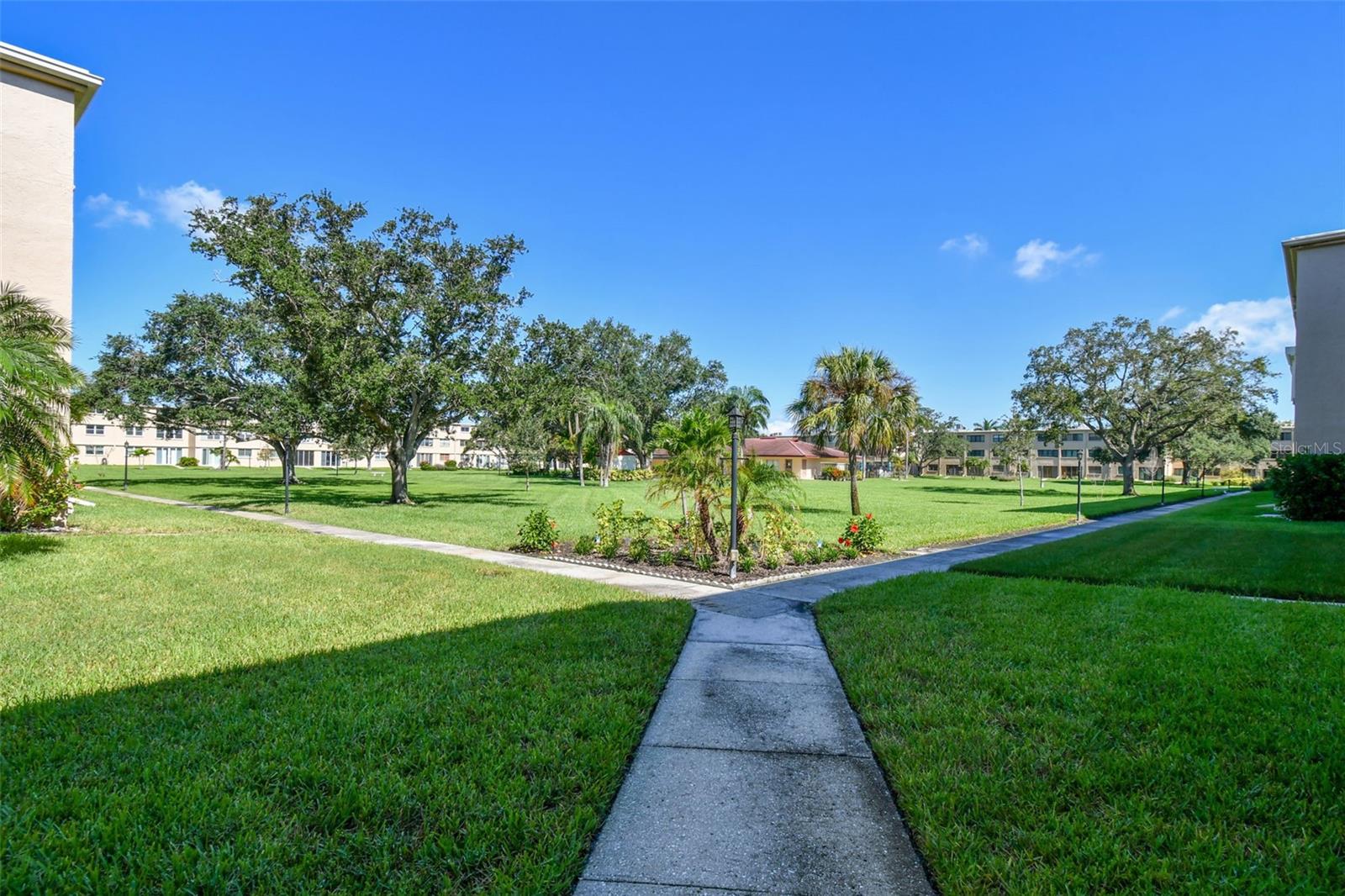 WINSTON PARK NORTHEAST - Residential