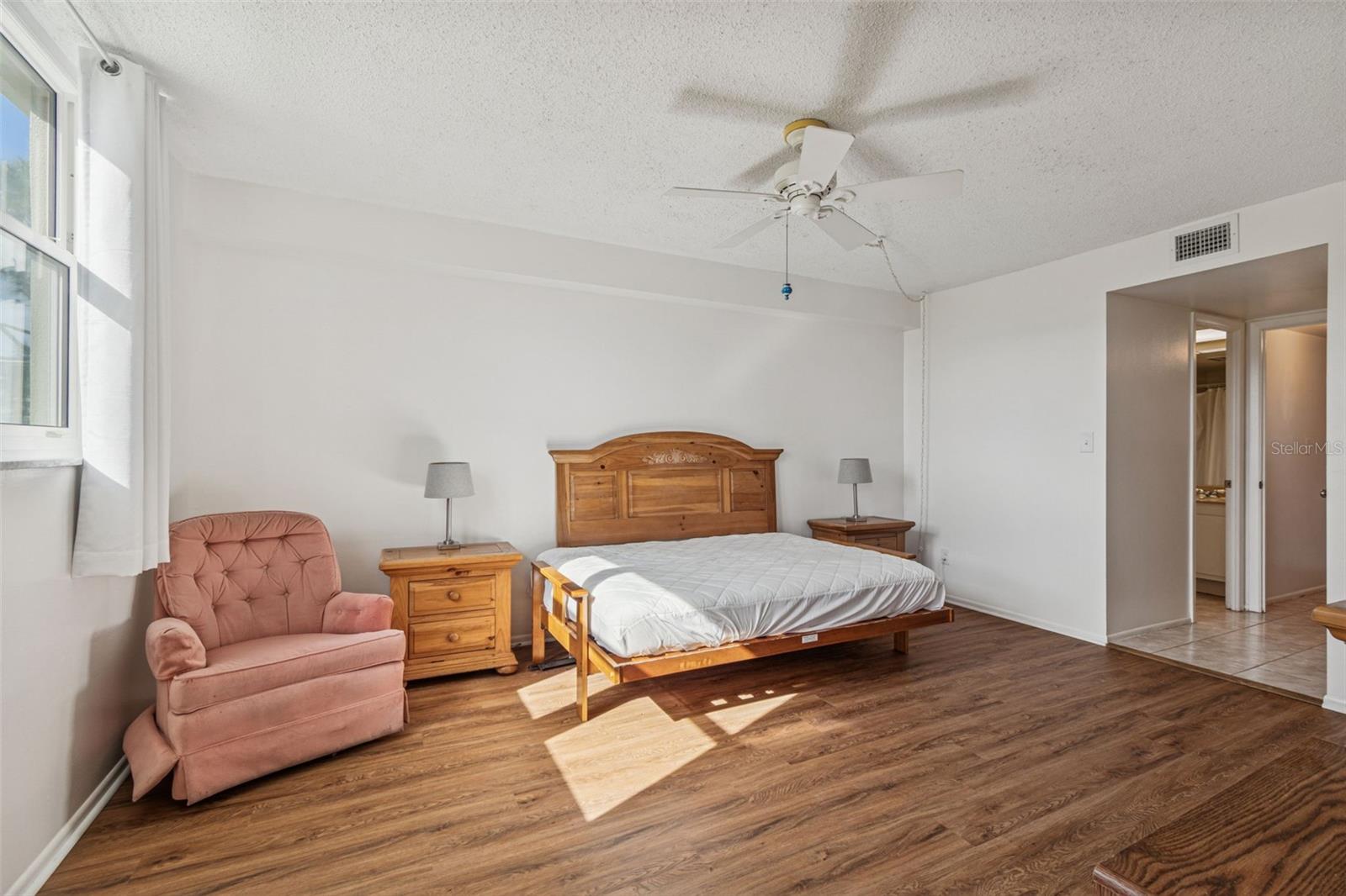 WINSTON PARK NORTHEAST - Residential