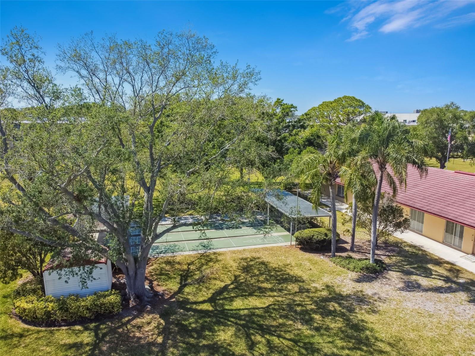 WINSTON PARK NORTHEAST - Residential