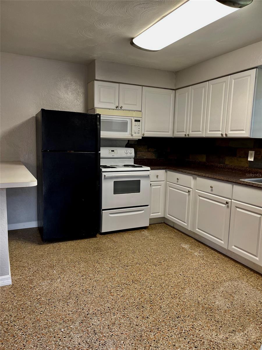 Florida Shores 01 - Residential