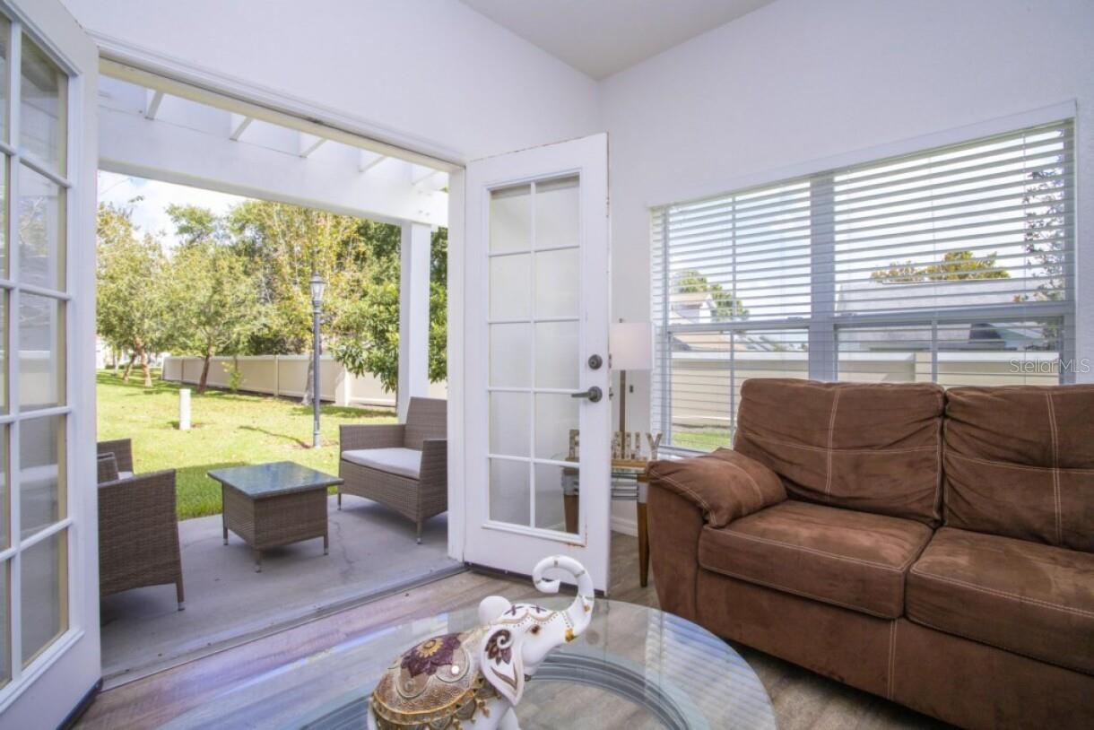 VENETIAN BAY VLG CONDO PH 2 - Residential