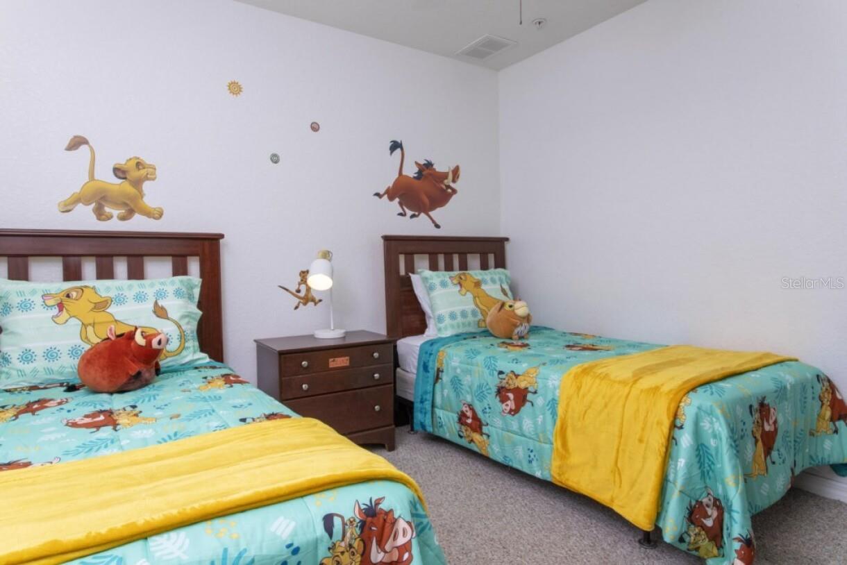 VENETIAN BAY VLG CONDO PH 2 - Residential