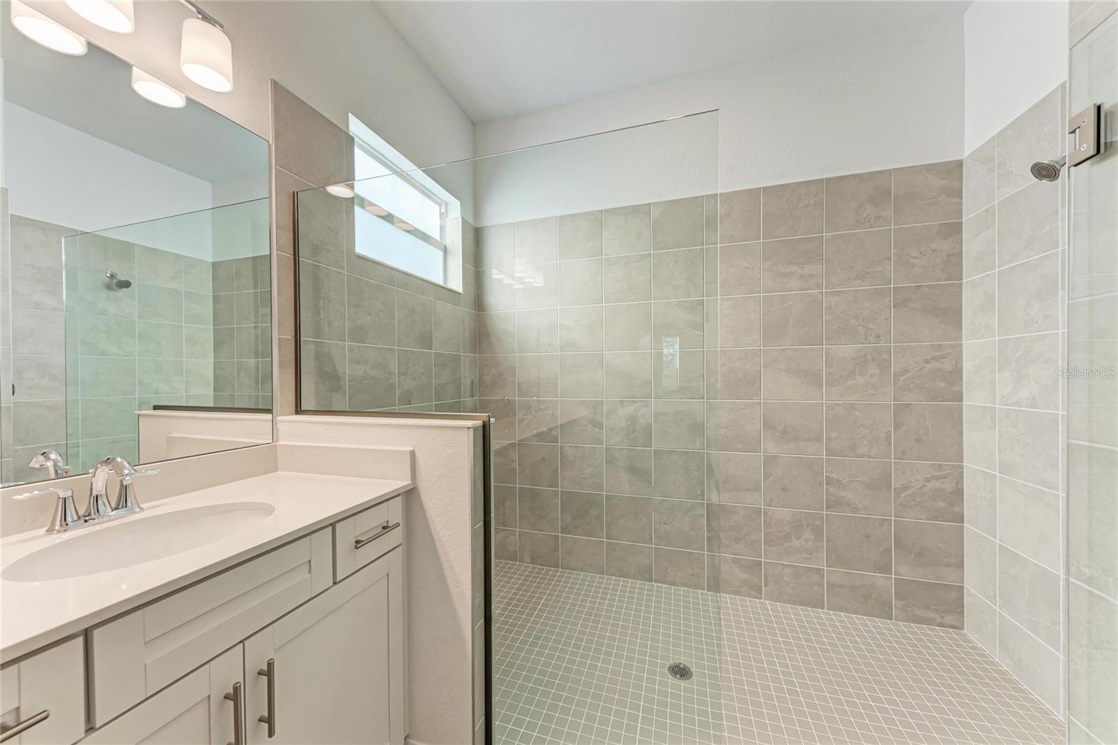 WELLEN PARK GOLF & COUNTRY CLUB - Residential