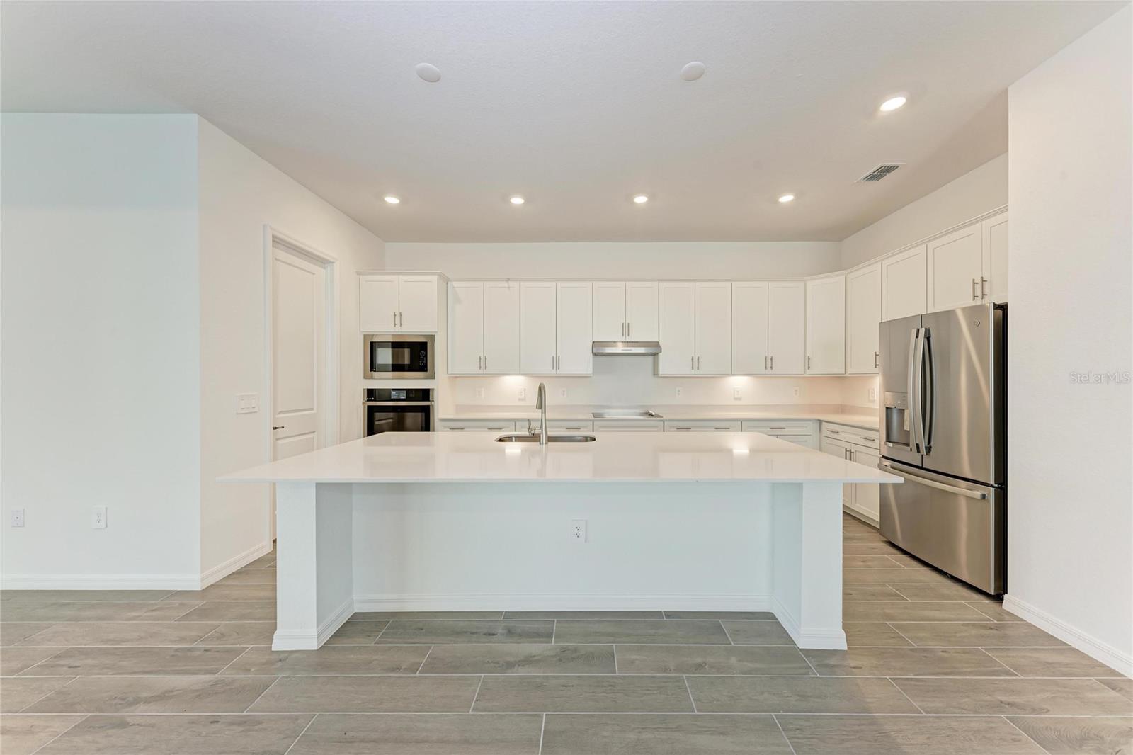 WELLEN PARK GOLF & COUNTRY CLUB - Residential