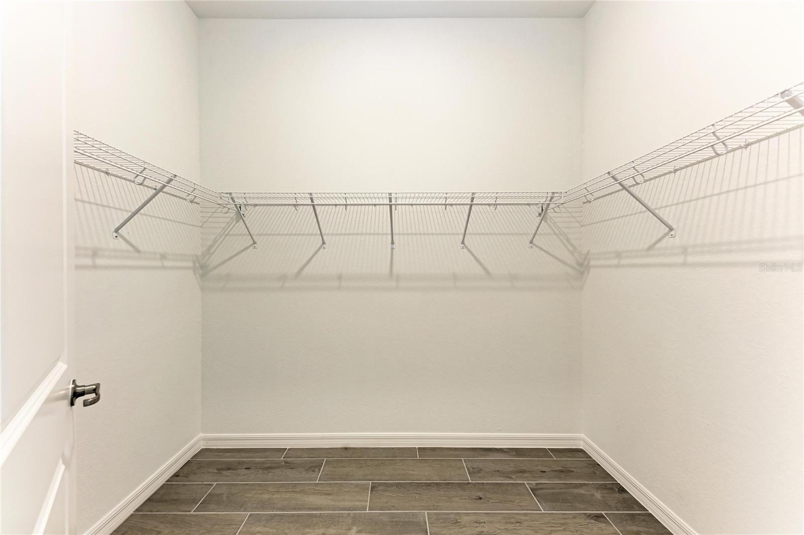 WELLEN PARK GOLF & COUNTRY CLUB - Residential