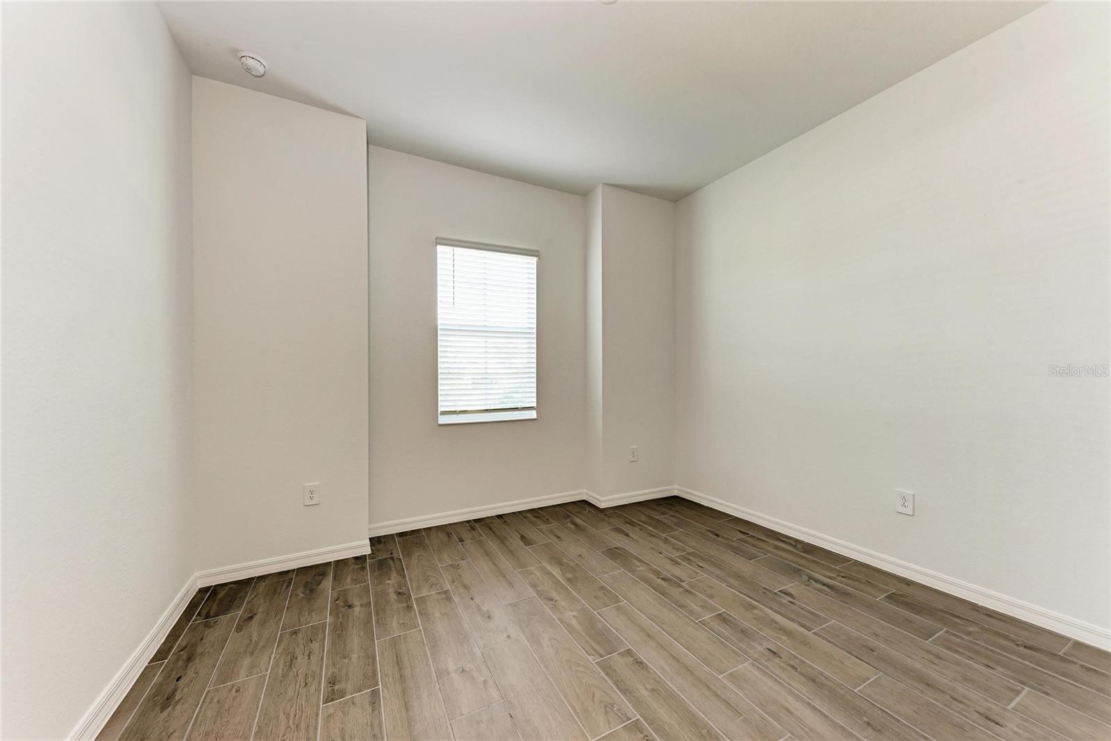 WELLEN PARK GOLF & COUNTRY CLUB - Residential