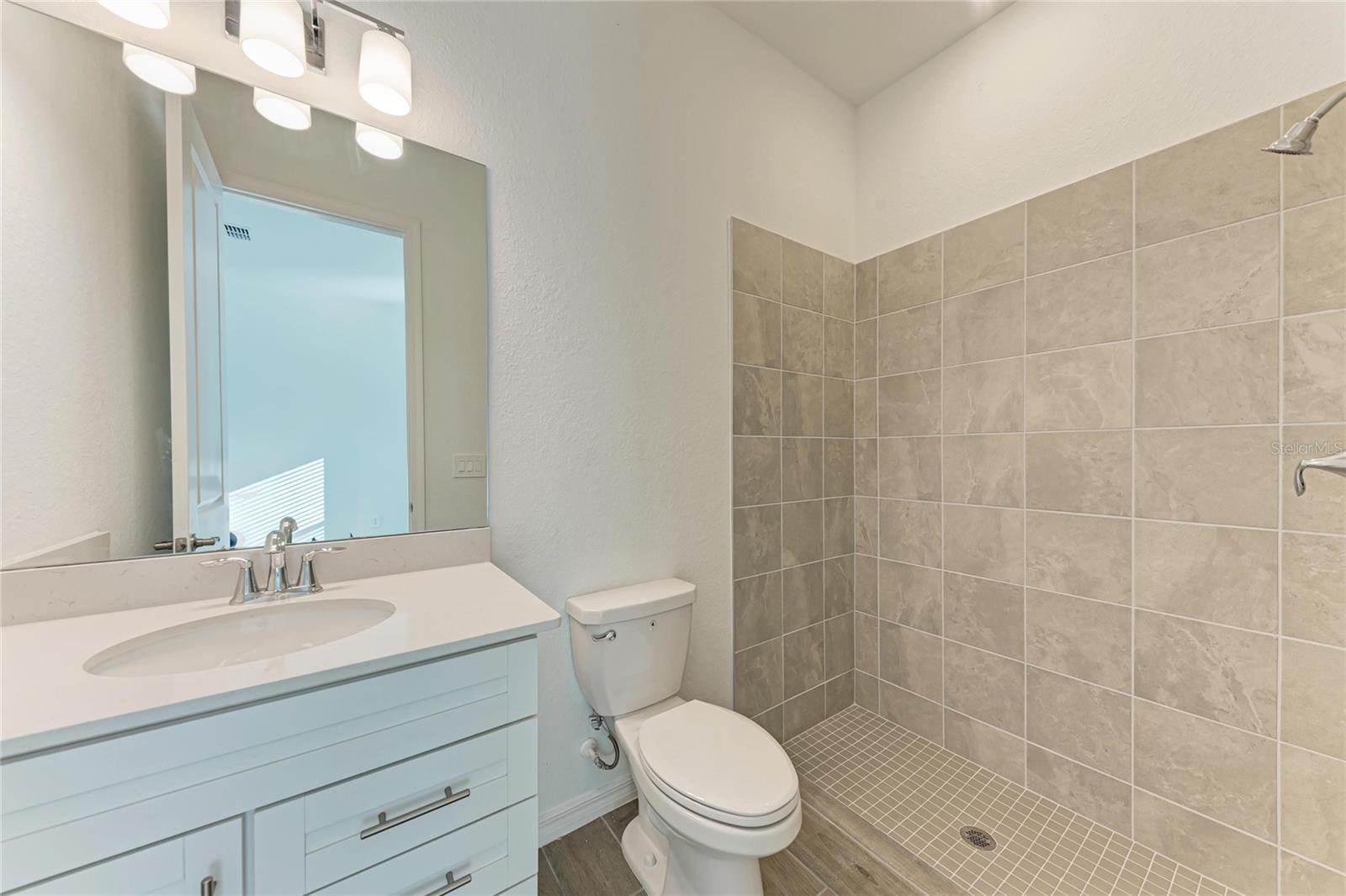 WELLEN PARK GOLF & COUNTRY CLUB - Residential