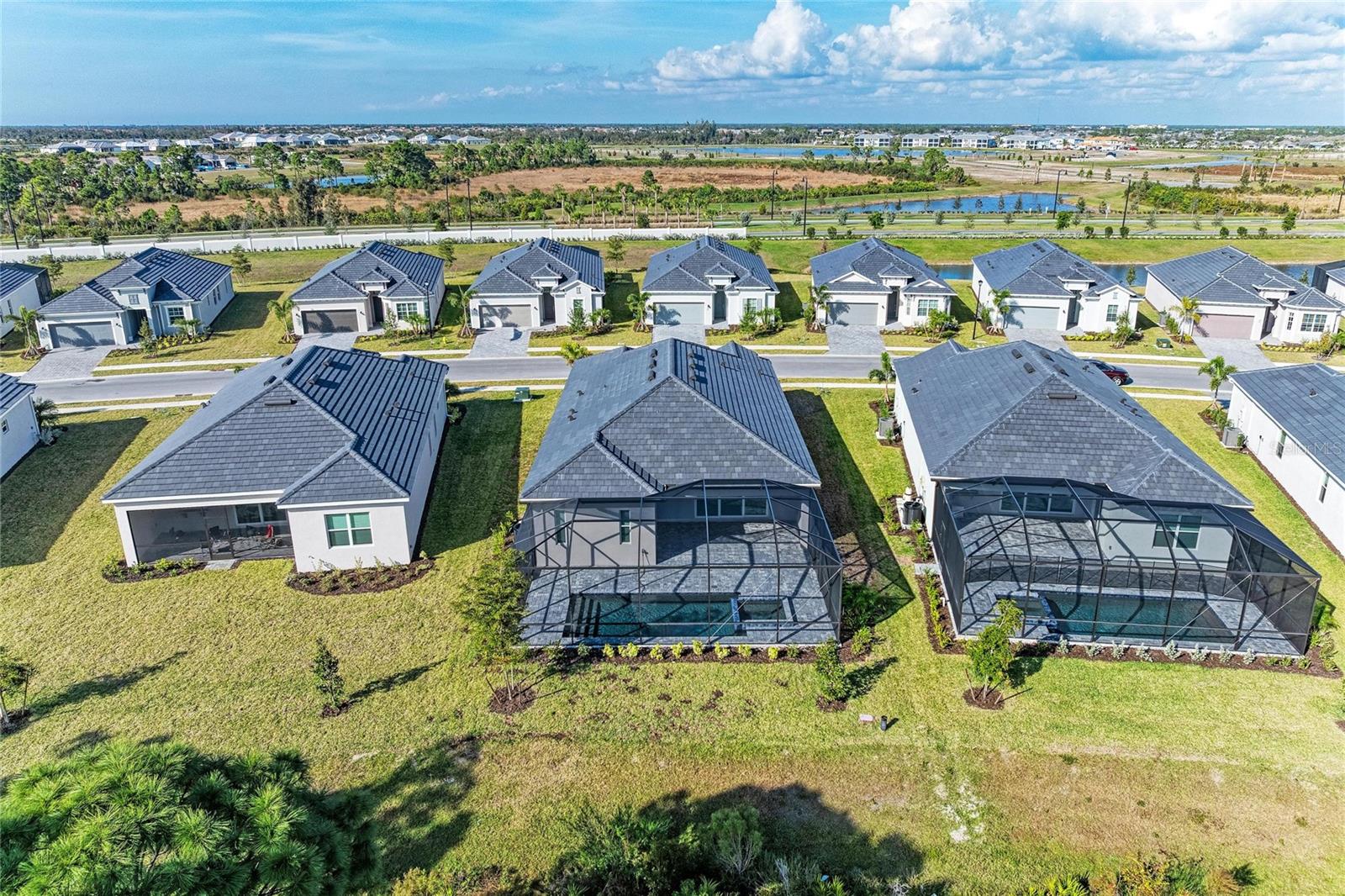 WELLEN PARK GOLF & COUNTRY CLUB - Residential