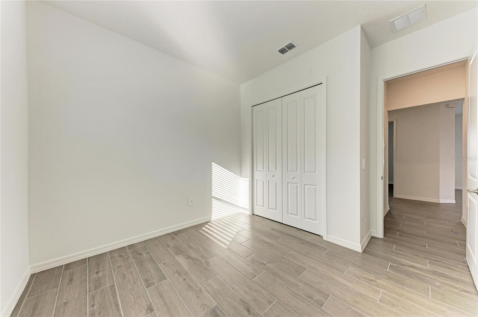 WELLEN PARK GOLF & COUNTRY CLUB - Residential