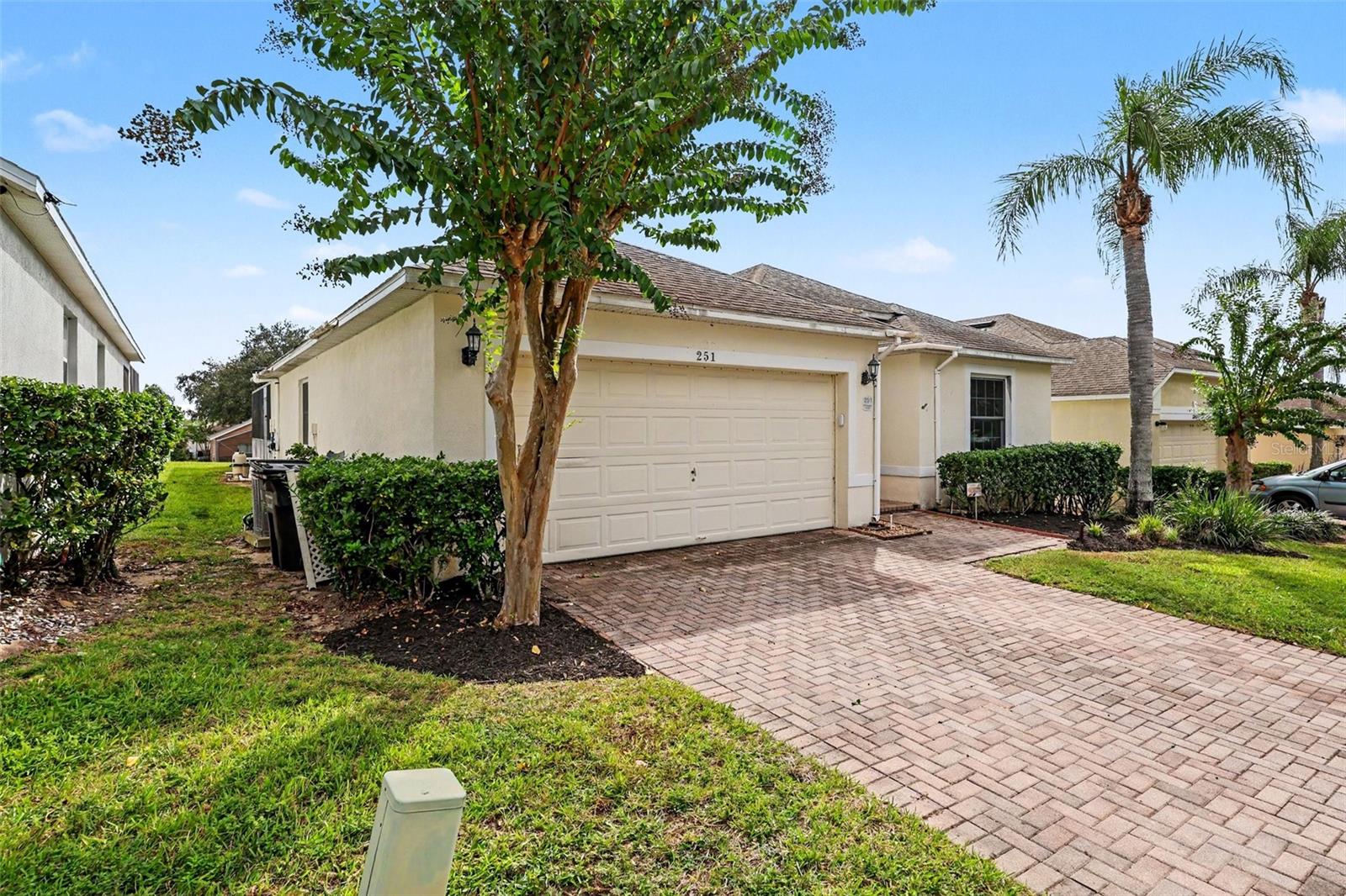 251 KENSINGTON DRIVE
