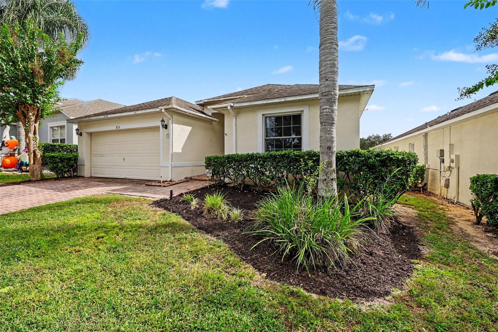 251 KENSINGTON DRIVE