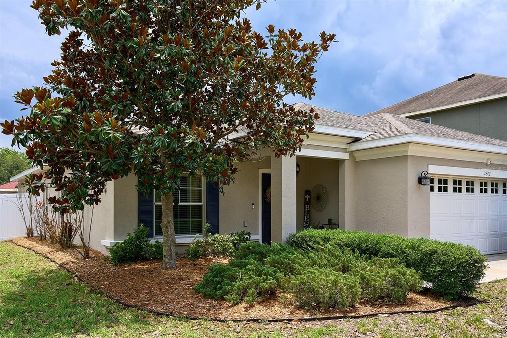 Photo of 2802 Winglewood Circle, Lutz, FL 33558 (MLS # TB8510926)
