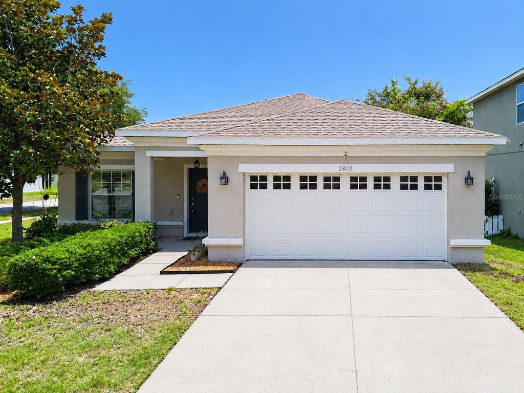 Photo of 2802 Winglewood Circle, Lutz, FL 33558 (MLS # TB8510926)