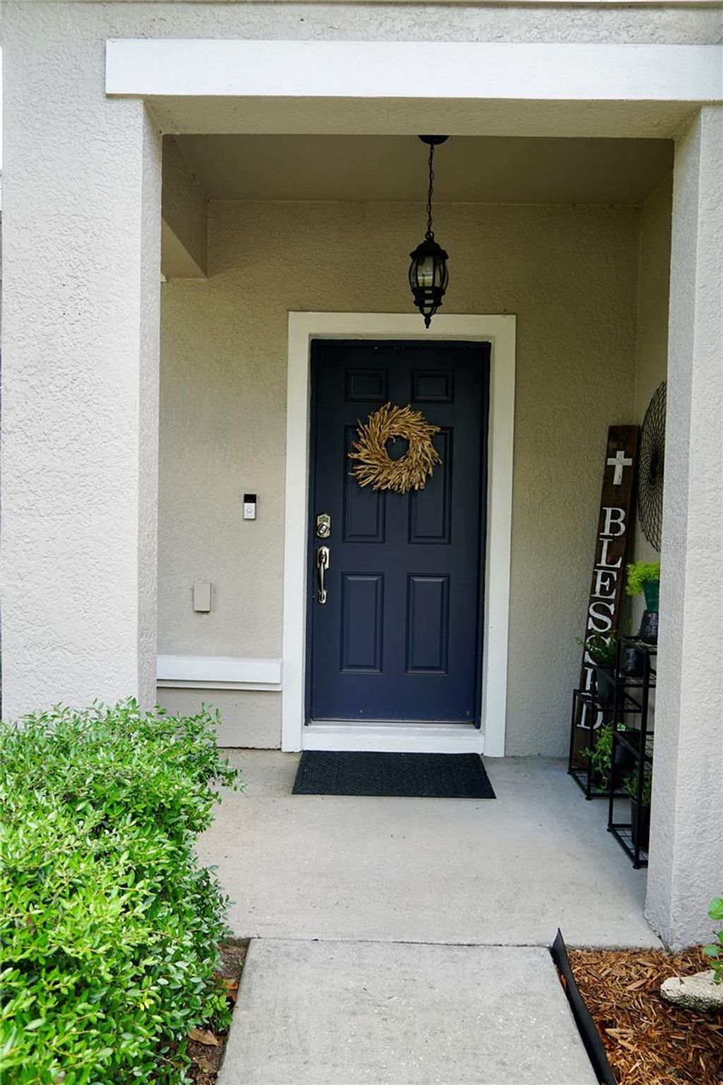 Photo of 2802 Winglewood Circle, Lutz, FL 33558 (MLS # TB8510926)