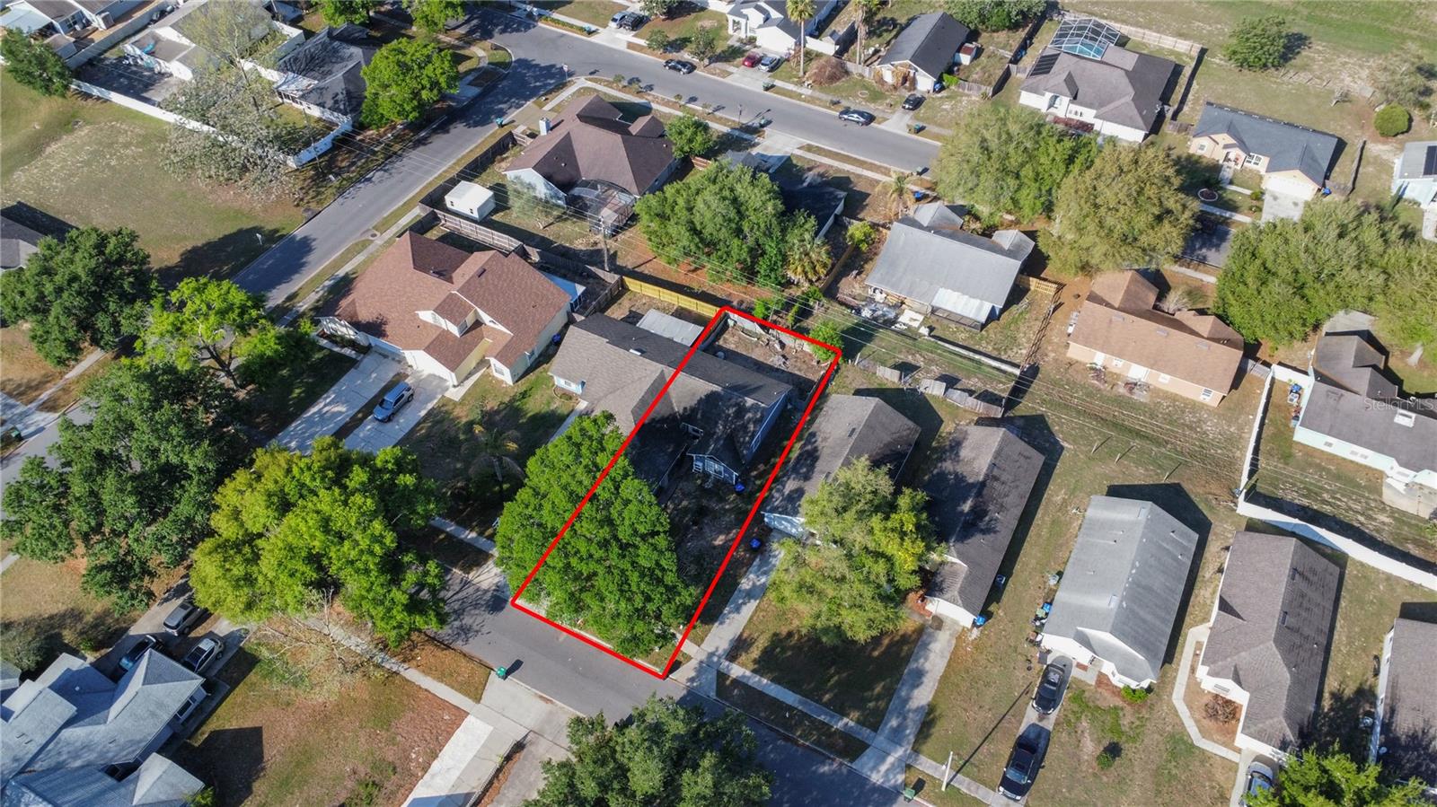 LONG LAKE VILLAS - Residential