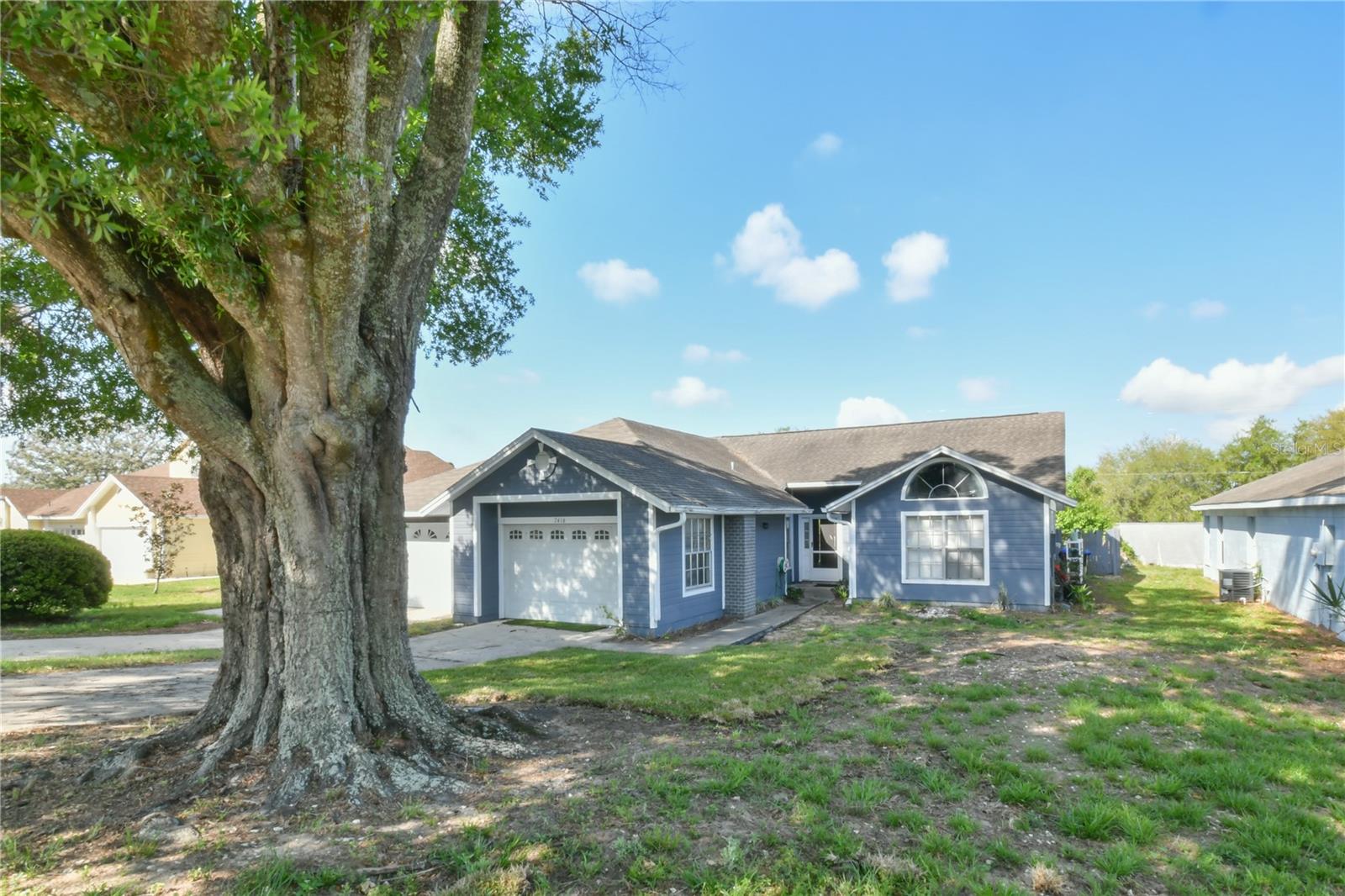 LONG LAKE VILLAS - Residential