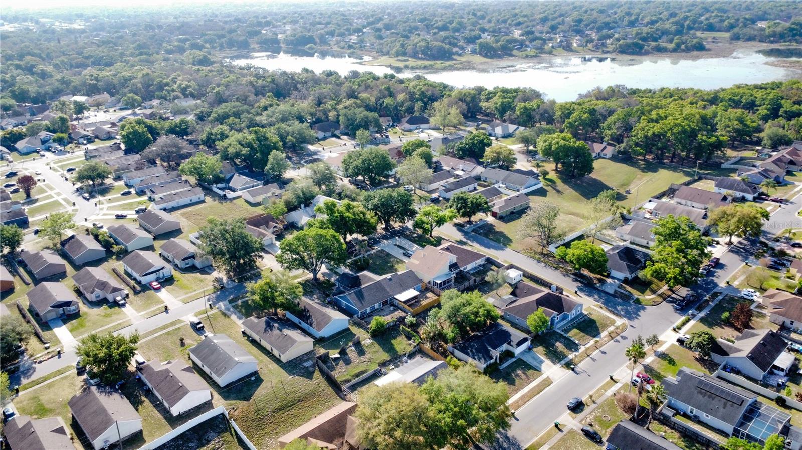 LONG LAKE VILLAS - Residential