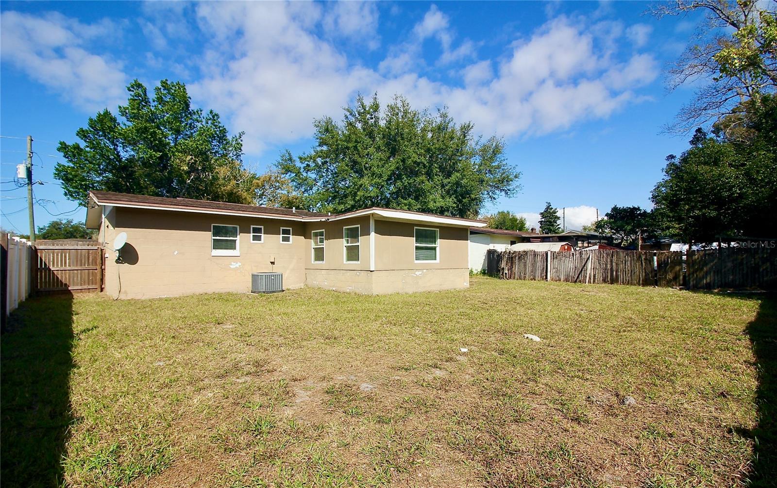 TRIPLET LAKE SHORES 3RD ADD - Residential