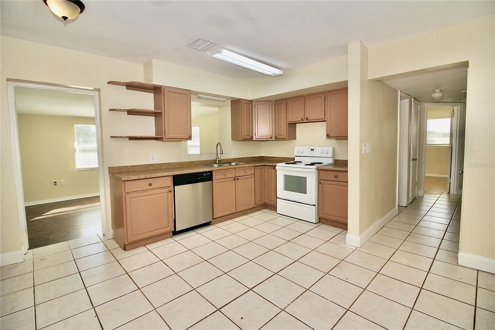 TRIPLET LAKE SHORES 3RD ADD - Residential