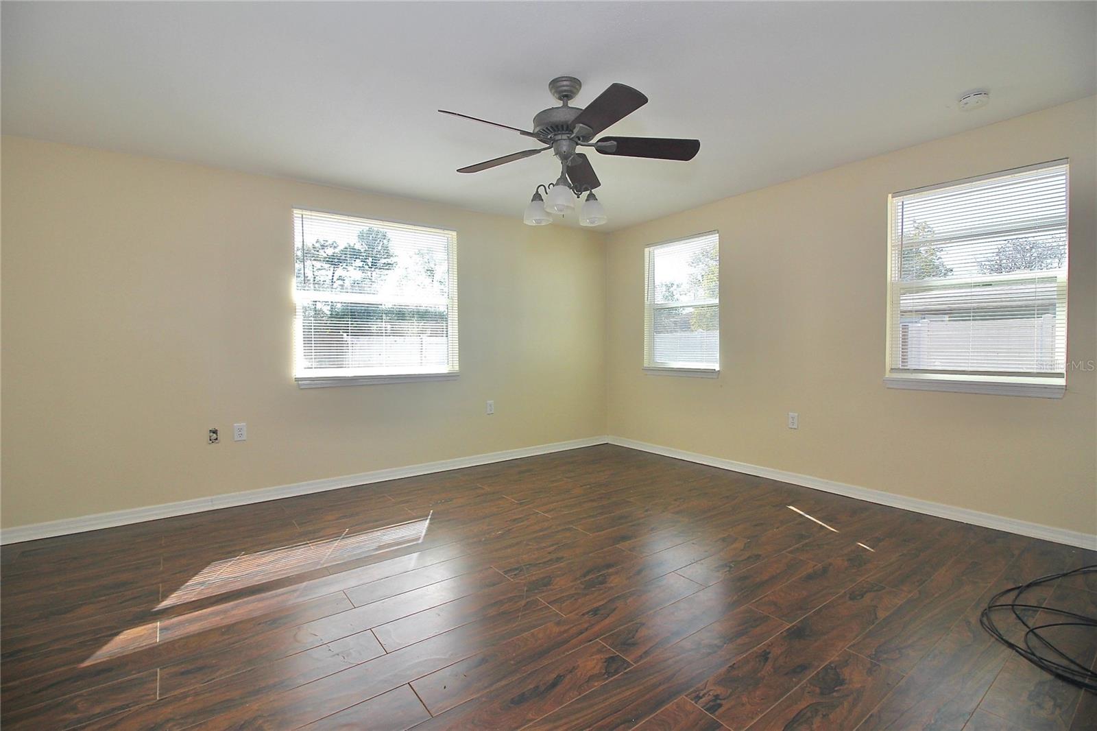 TRIPLET LAKE SHORES 3RD ADD - Residential