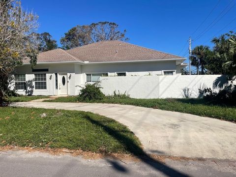 A home in SARASOTA