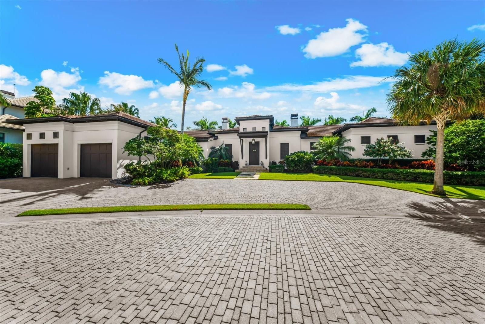 1207 SHARSWOOD LANE, SARASOTA, FL, 34242 1 1207 SHARSWOOD LANE