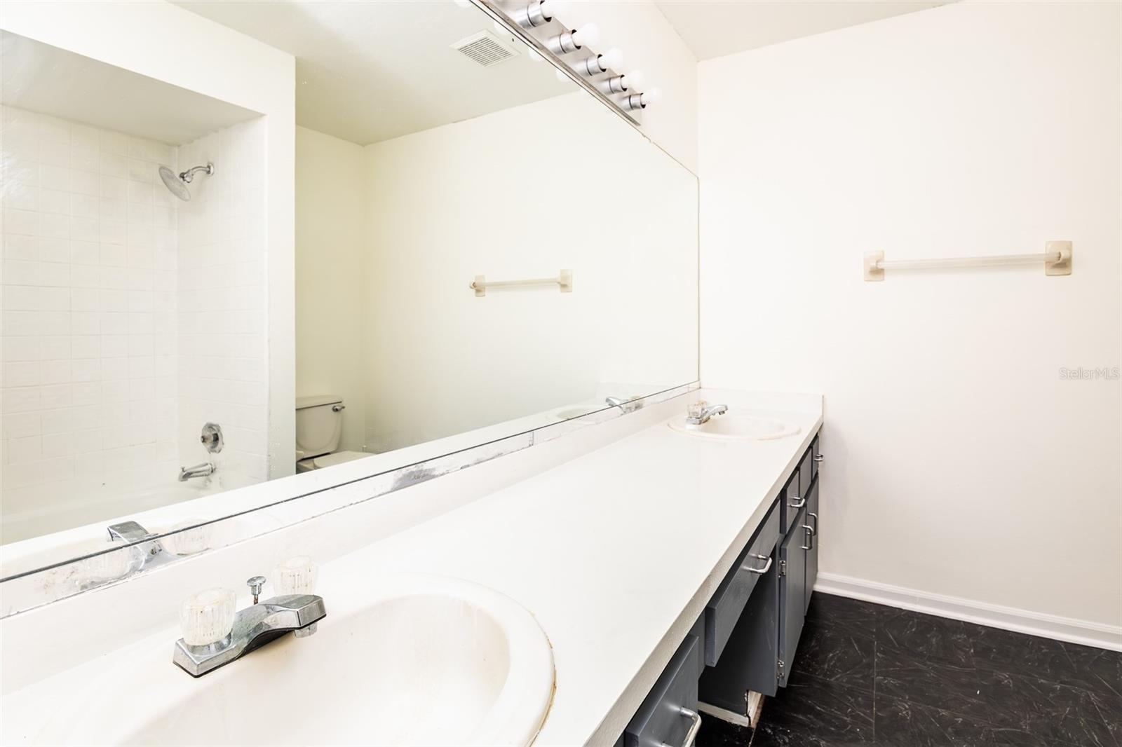 DEER RUN UNIT 15 - Residential