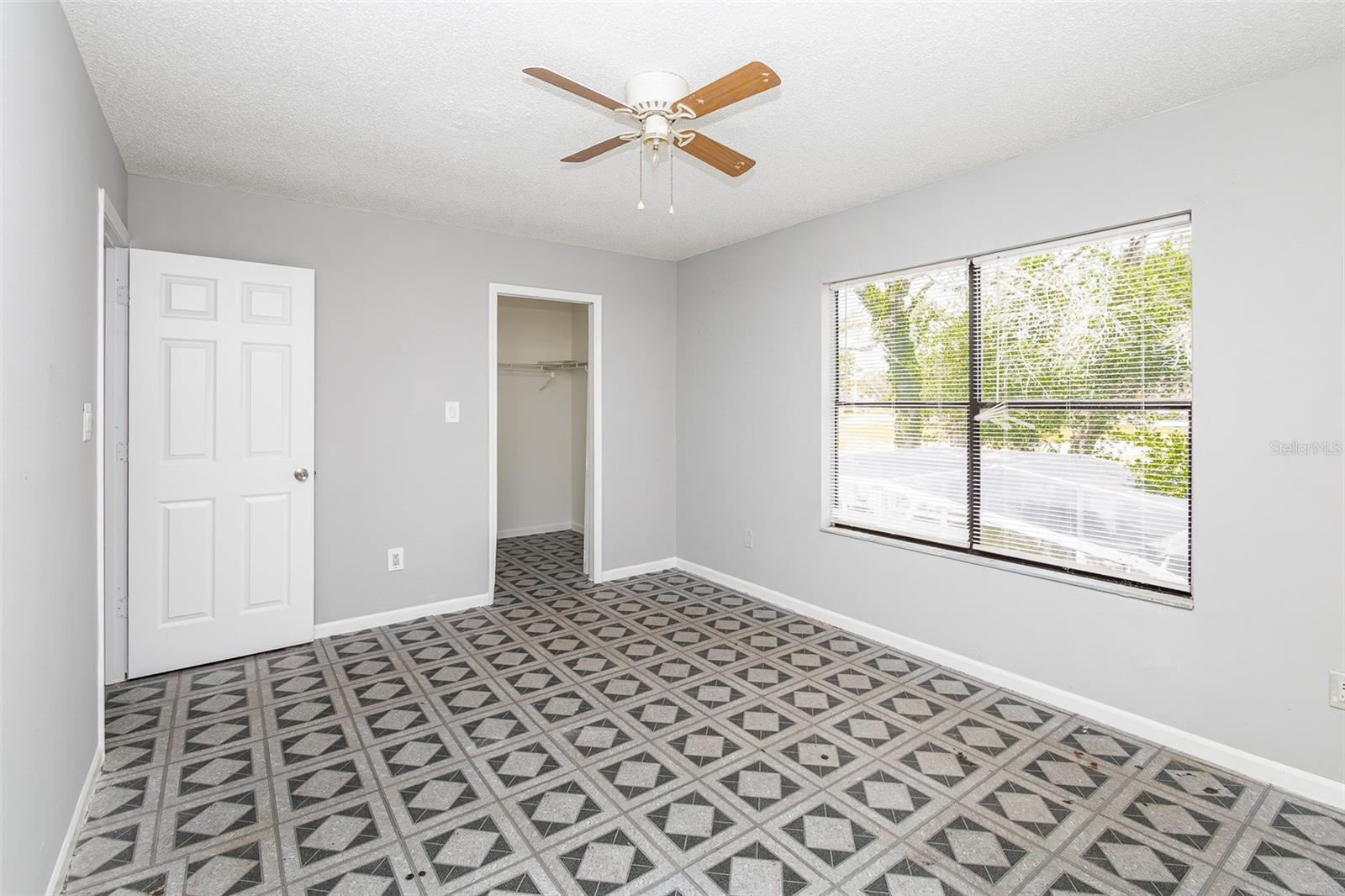 DEER RUN UNIT 15 - Residential