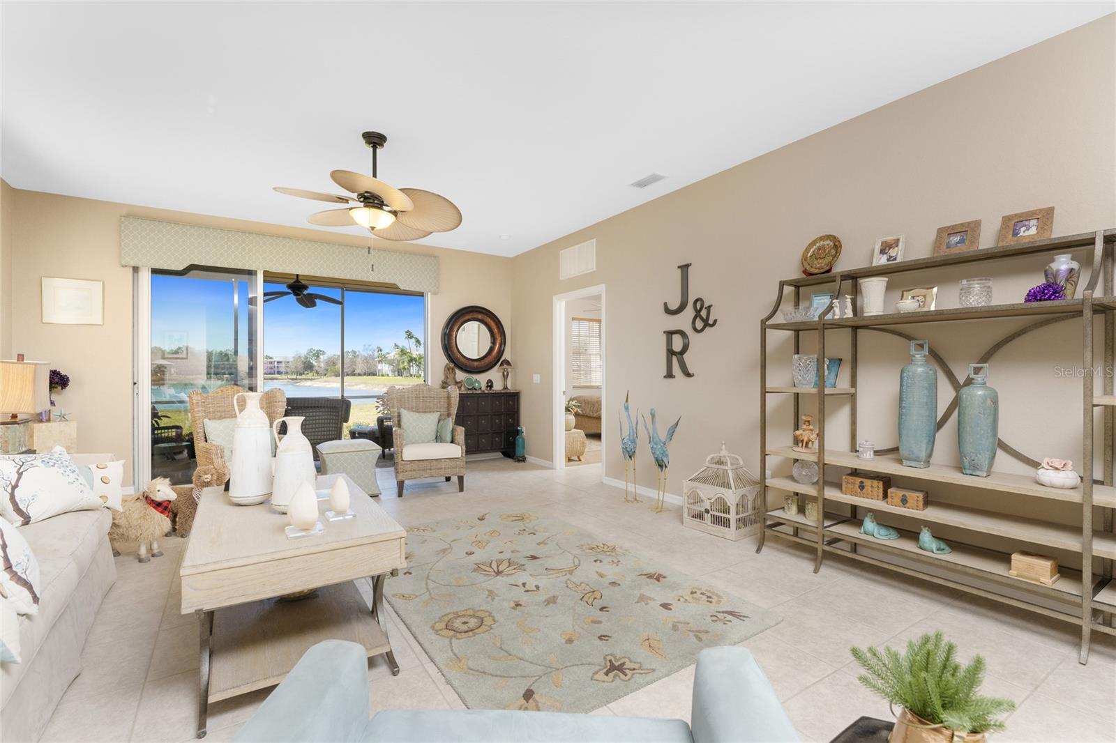 LAKE FRONT VILLAS AT HERITAGE LAKE PARK PH 8 - Residential